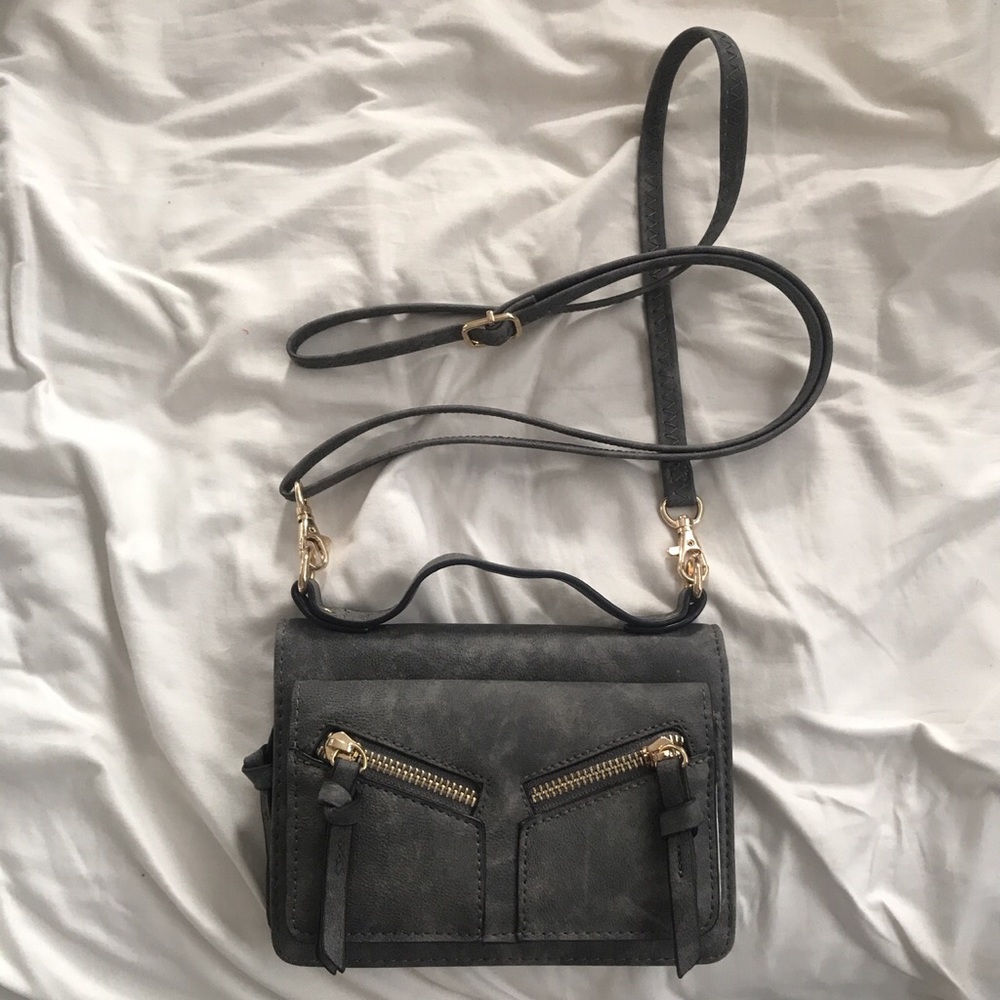 Small over the shoulder pocket book. Grey Suede